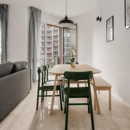 Joivy Beautiful And Modern With 2 Balconies *