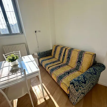 Ermes Anacreonte Apartment Milan