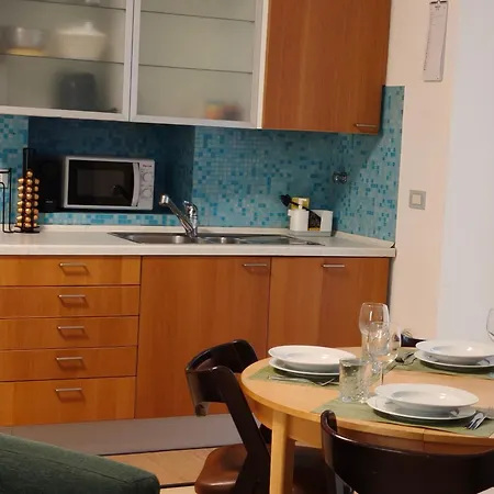 Center In Shopping And Living Area With Ac, Wifi, Steps From M1 And Airport And Fiera Link * Milano