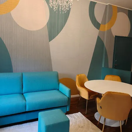 Center Navigli Renewed With Ac, Wifi 800mbits, Metro Link To Airport And Station Apartman *