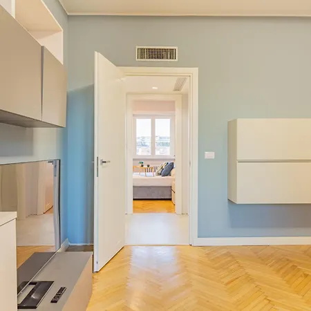 Apartment Palmanova 125 Bright Milan