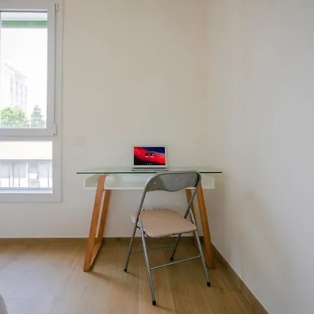 Lejlighed Elegante A 300 M Dalla Metro Zara