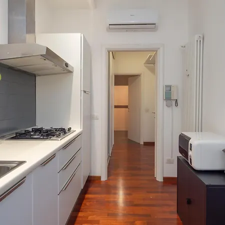 Lovely Two-room In Loreto Lägenhet