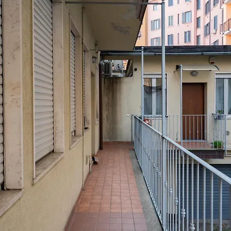 Lovely Two-room In Loreto Lägenhet Milano