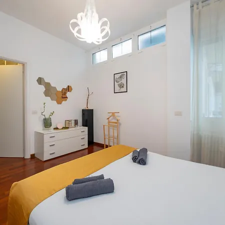 Lovely Two-room In Loreto