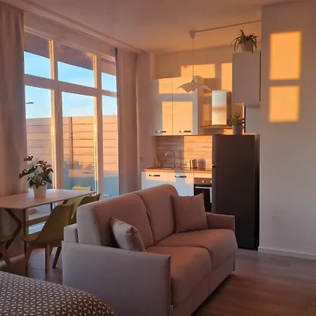 Cozy Flat For Vacation& Business In Famagosta Area * Milan
