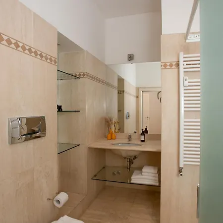 Free Parking - Magritte Gallery Appartement Milaan