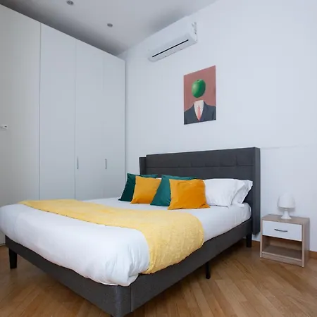 Free Parking - Magritte Gallery Appartement Milaan