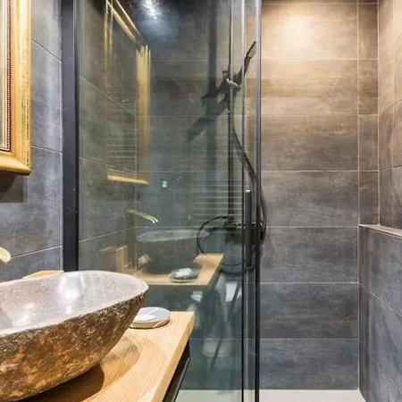 Delightful Loft A Few Steps From Isola * מילאנו