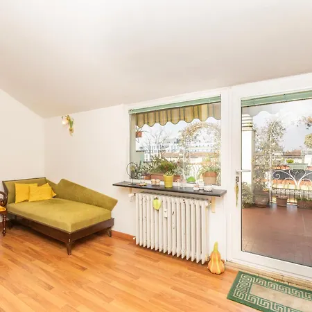 La Design '50s With Botanical Terrace Apartment *