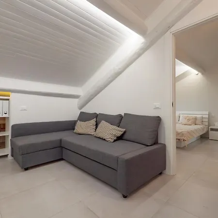 Apartman I Host - Jenner 14 *