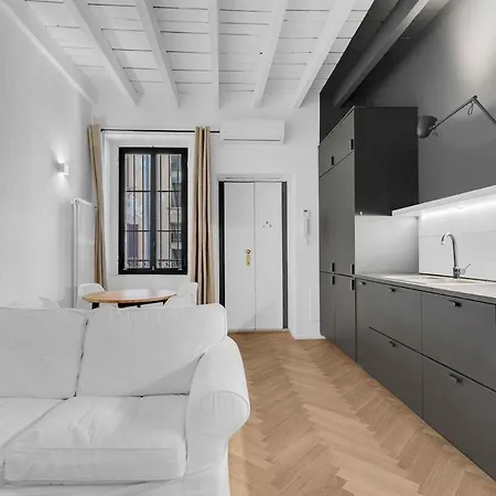 Apartment Stazione Moderno Milan