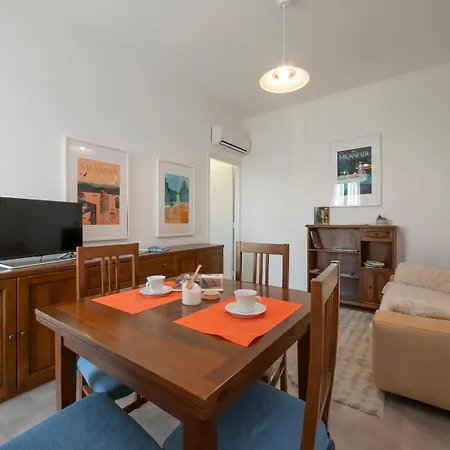 Xenia - Newly Renovated Daire Milano