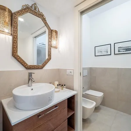 Duomo Line - Cozy, Modern Designed Flat 아파트 *