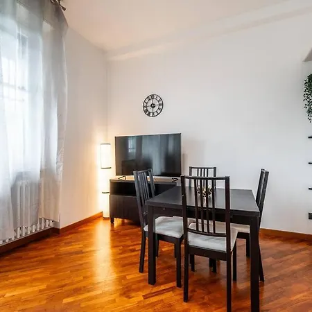Carrobbio's Nest - Elegant With Wifi And Netflix Apartment