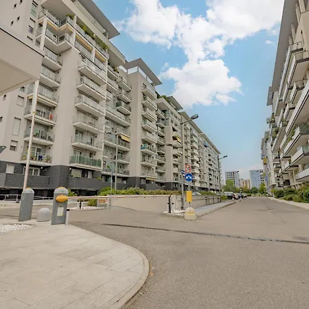 Skyline Milano-terrazza E Box Auto Esclusivo Milan