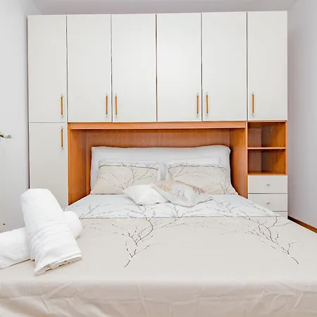 Apartamento Skyline Milano-terrazza E Box Auto Esclusivo
