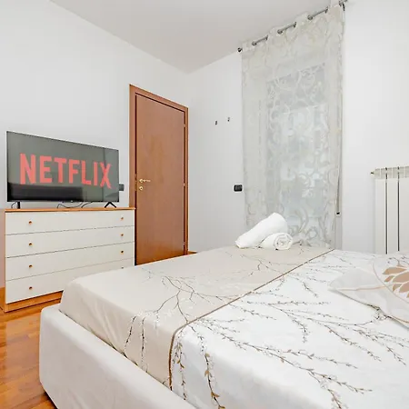 Skyline Milano-terrazza E Box Auto Esclusivo Apartman Milánó
