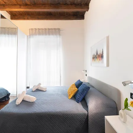Nido Milanese - Bocconi, Navigli, Duomo Milan