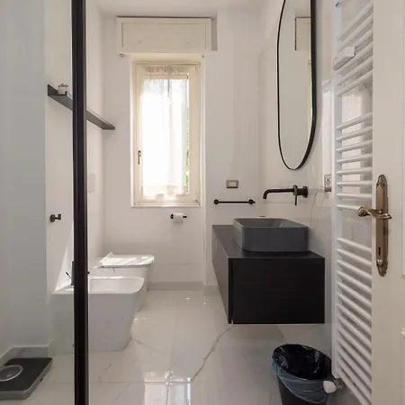 Big Close To Bocconi / Humanitas / Ieo * Mailand