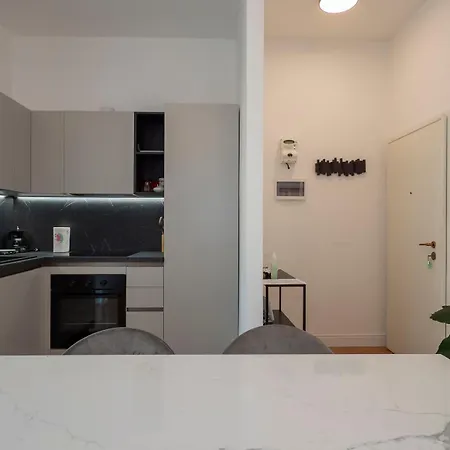Big Close To Bocconi / Humanitas / Ieo Apartamento *