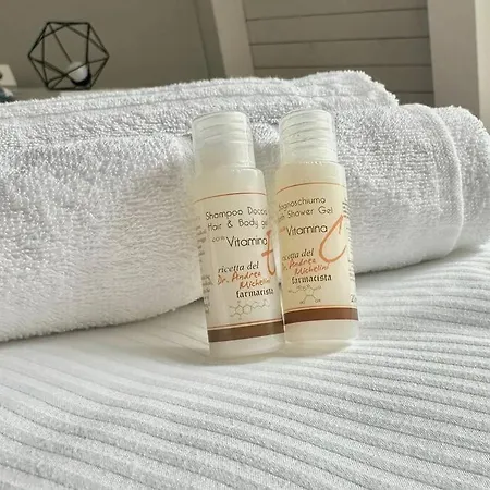 Lejlighed Penthouse With Patio & 2 Baths, 10 Min To Duomo