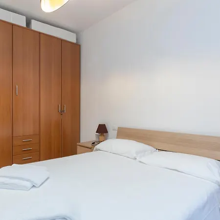 Apartment Oasi Urbana A Milano: Piazza Insubria Milan