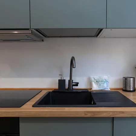 Oasi Urbana A Milano: Piazza Insubria Apartmán