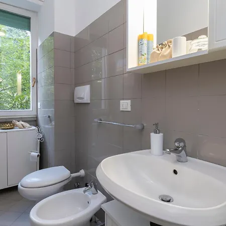 Oasi Urbana A Milano: Piazza Insubria Apartment Milan