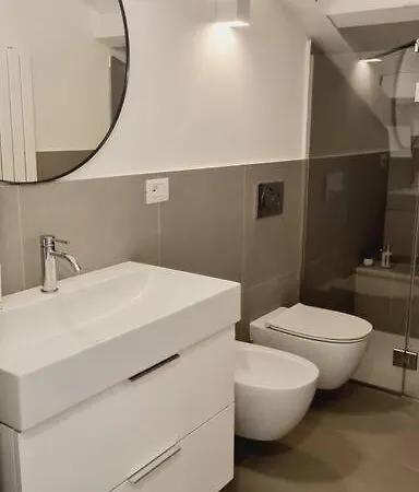 Duomo 10min Shopping&relax Fast Wifi & Balcony Apartment *