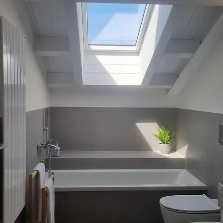Apartment Duomo 10min Shopping&relax Fast Wifi & Balcony