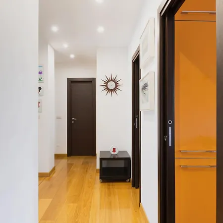 Easylife - Elegante In Solari * Milano