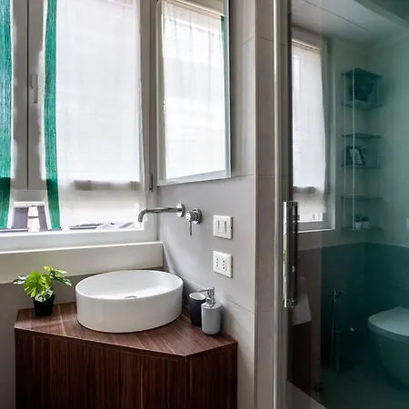 Ennio's Nest - Private Terrace 公寓 *