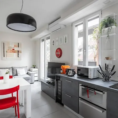 Apartment Ennio's Nest - Private Terrace Milan