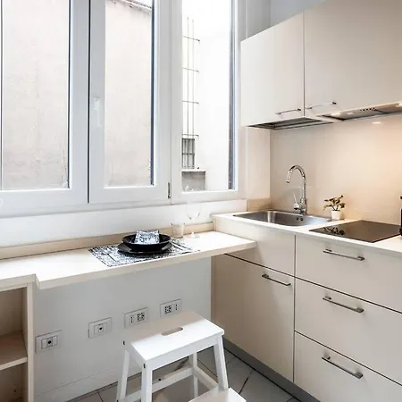 Duomo's Nest - Mini-apt Milán