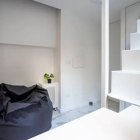 Duomo's Nest - Mini-apt * Milano