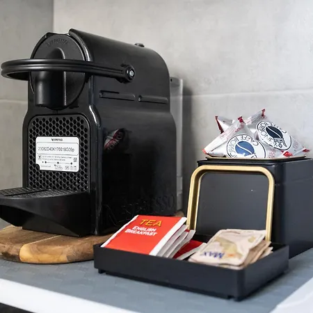 8 Min Dalla Metro Casa Elegante Con Netflix E Wifi Apartment