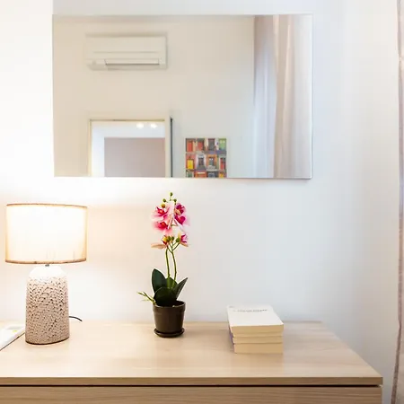 Metro M1- Fiera Citylife Duomo 10 Min Ac Wi-fi Apartment