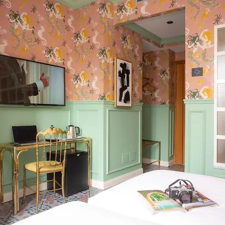 Demidoff Hotel