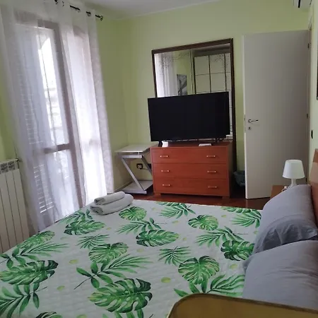 Matrimoniale, Politecnico Bovisa E Fiera Rho Проживание в семье Милан