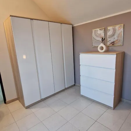 アパート Comfy Penthouse