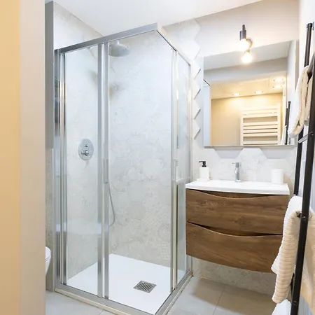 Bricks & Beams In The Key Area Of * 밀라노