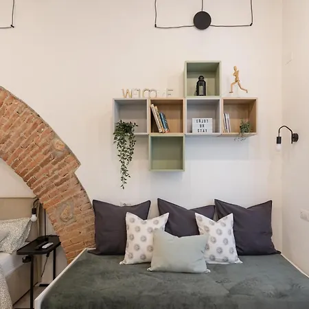 아파트 Bricks & Beams In The Key Area Of *