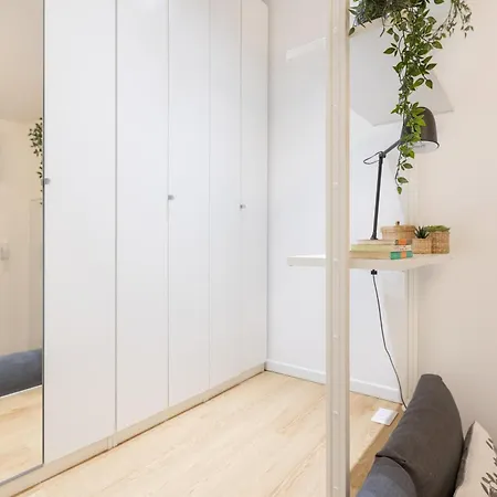 Tiny & Tidy In The Key Area Of 아파트 *