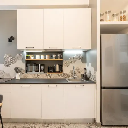 Apartamento Tiny & Tidy In The Key Area Of