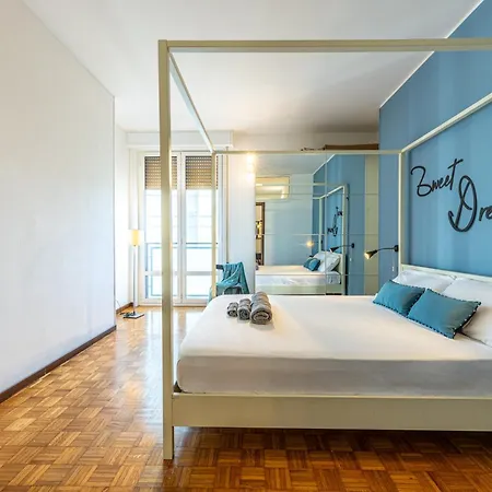 아파트 Porta Nuova Elegance & Comfort Near Corso