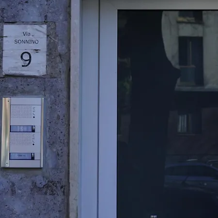 شقة Sonnino Portello - At Your Place