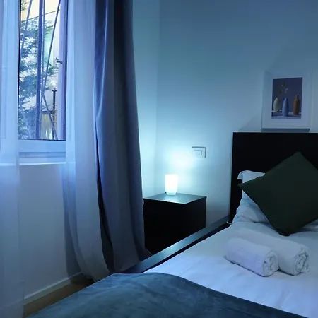 Sonnino Portello - At Your Place شقة ميلان