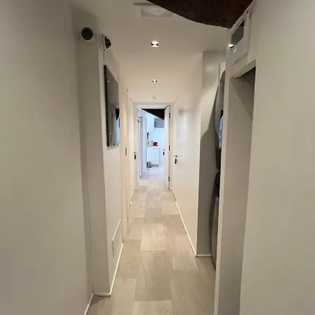 Daeiouz Residences Ii * Milão