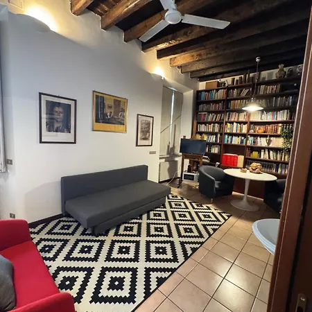 In Sarpi Apartment Milan